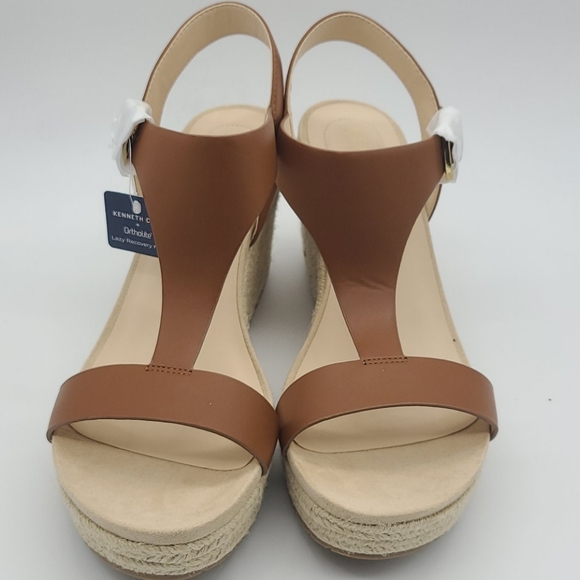 Kenneth Cole Reaction Card Wedge T Strap S… - Picture 2 of 7